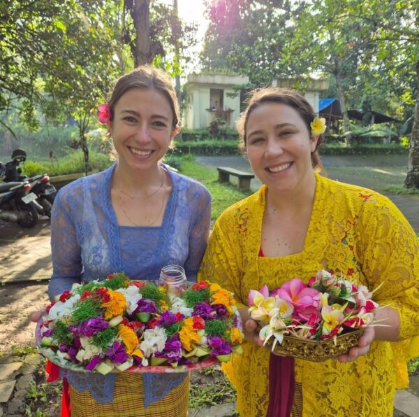 Workshop: Learn the Art and the Philosophy of Balinese Flower Offering - Canang Sari